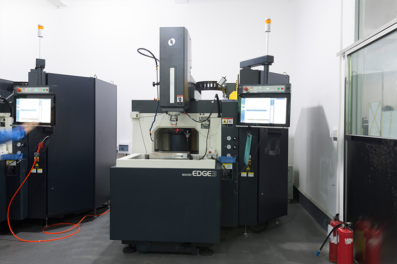 MAKINO-Precision EDM in Japan2