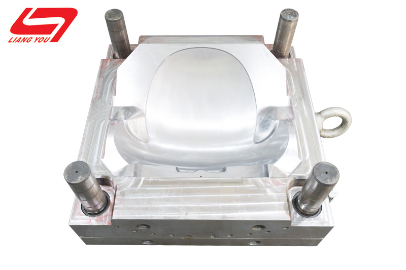 Large Rapid-Injection Mold-2